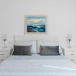 Nice 3 Bedroom Apartment, Next To The Beach, With Pool